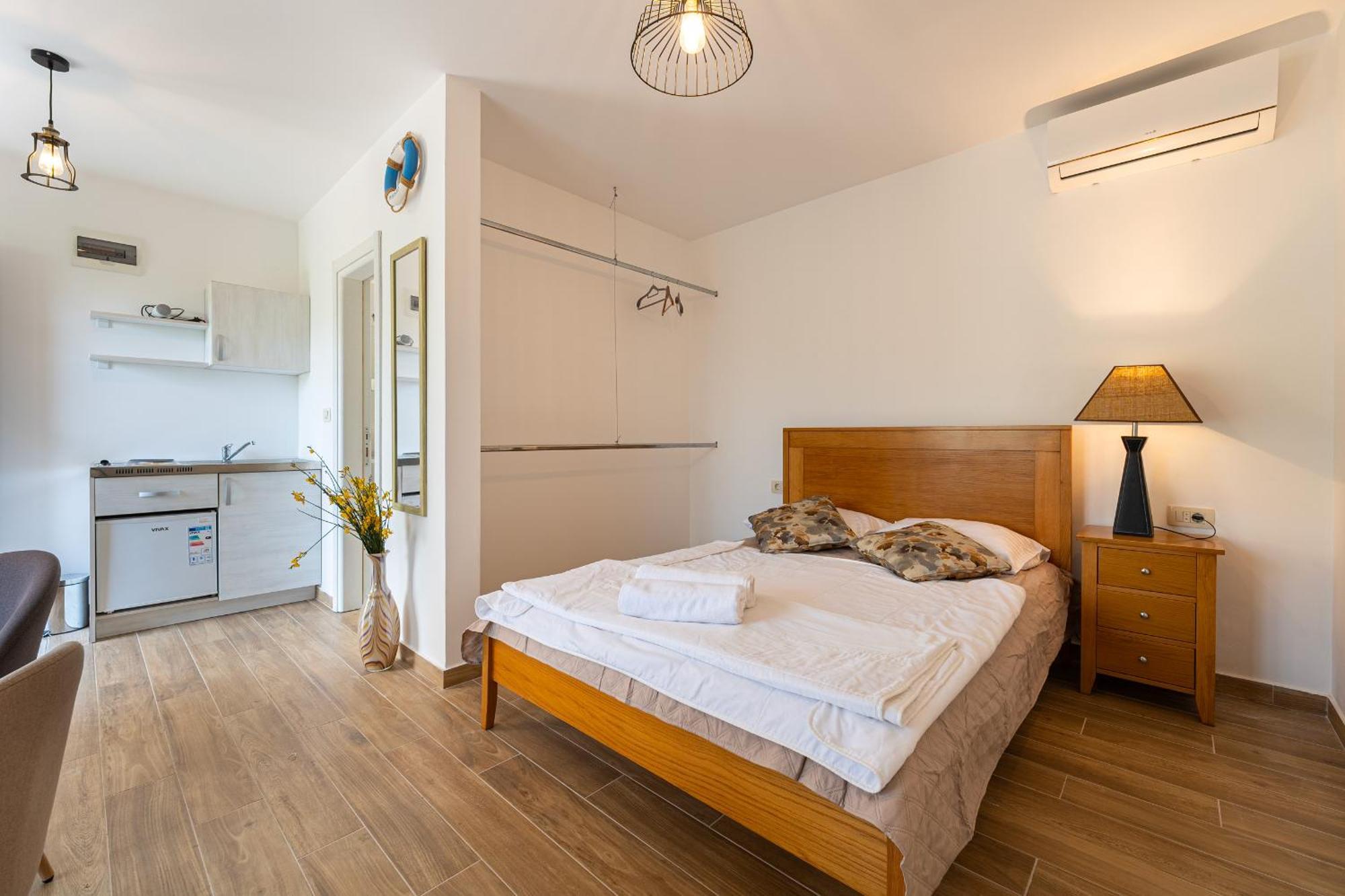 Sunset & Sunrise Villas In Stanisici-Two Villas With Common Pool Budva Exterior photo